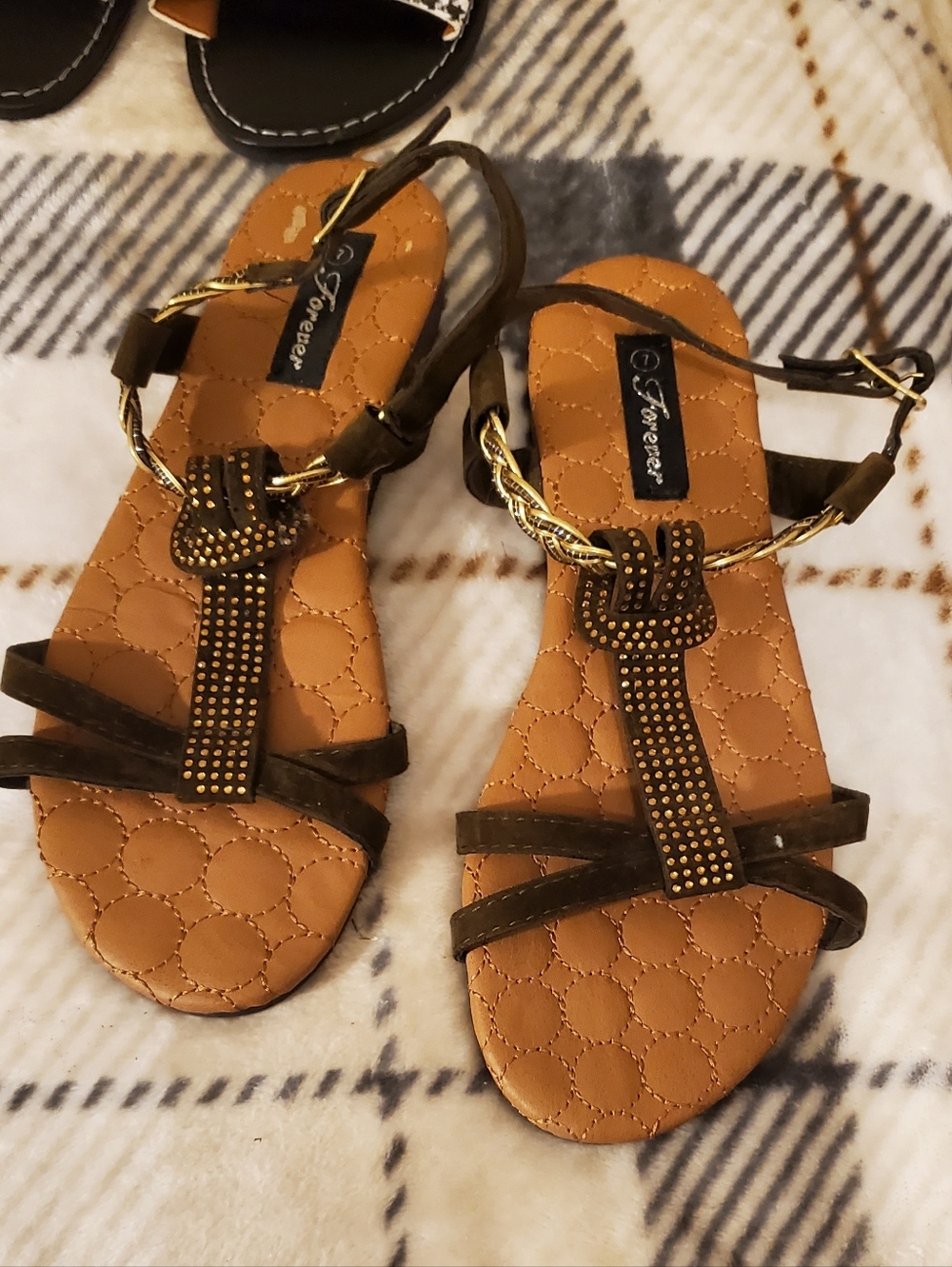 Forever Olive Green and Gold T-Strap Studded Women’s Sandals Size 7